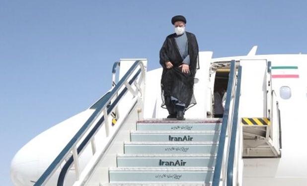 رئیس جمهور و هیات همراه وارد لرستان شد