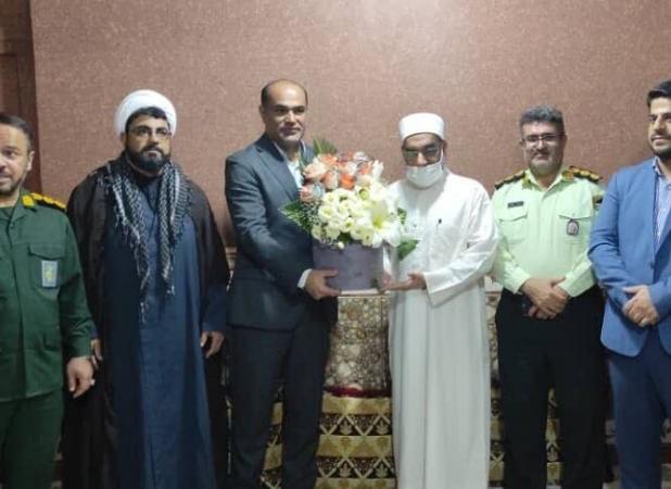 ائمه جمعه اهل سنت شهرستان عسلویه نقش مهمی در جهاد تبیین دارند