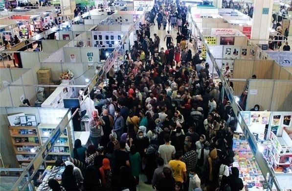 نقشه خلیج فارس در کانون توجه بازدیدکنندگان نمایشگاه کتاب