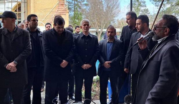 تجدید بیعت وزیر و جامعه ورزش با شهدا