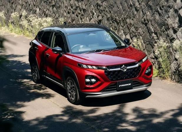 سوزوکی فرانکس؛ کراس‌اووری جمع‌وجور که هاچ‌بک‌ها را عاجز کرده است!