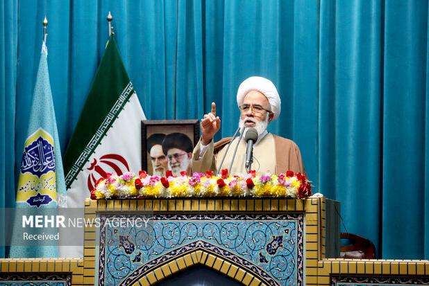 تأکید امام جمعه کرمانشاه برضرورت بازخوانی جایگاه زن در اندیشه اسلامی