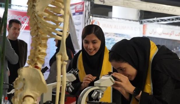 نمایشگاه پژوهش در خراسان شمالی گشایش یافت