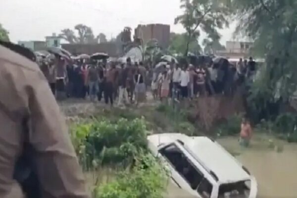 ۱۱ کشته در تصادف جاده‌ای در غرب هند