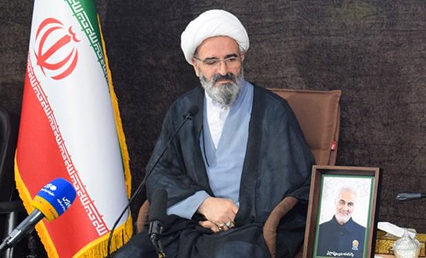 انتقاد امام جمعه سمنان از کم‌توجهی به الزامات بانکداری اسلامی