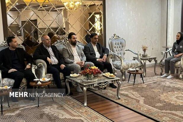 شهرداری صباشهر از قهرمان جهانی کونگ‌فو تقدیر کرد