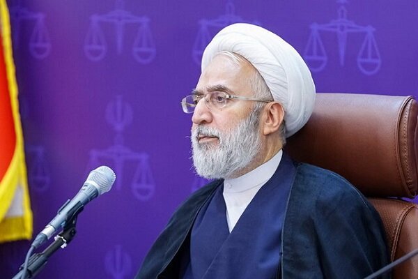 حل مشکلات و محدودیت‌های ایجاد شده برای حجاج در برخی فرودگاه‌های کشور