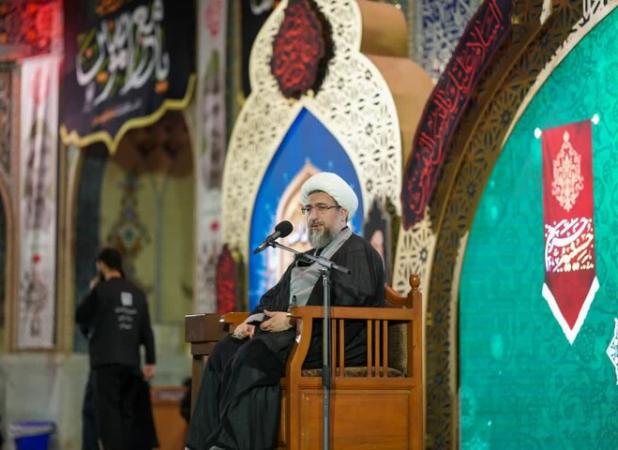 آذربایجان قهرمانانه انقلاب و تمامیت ارضی ایران را حفظ کرده است