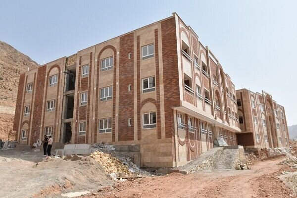 صدور پروانه برای ۲۰ هزار واحد نهضت ملی مسکن در آذربایجان‌غربی 