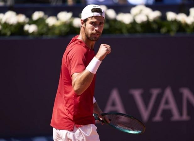 صعود رون و خاچانوف به نیمه نهایی ATP-۵۰۰ بارسلونا