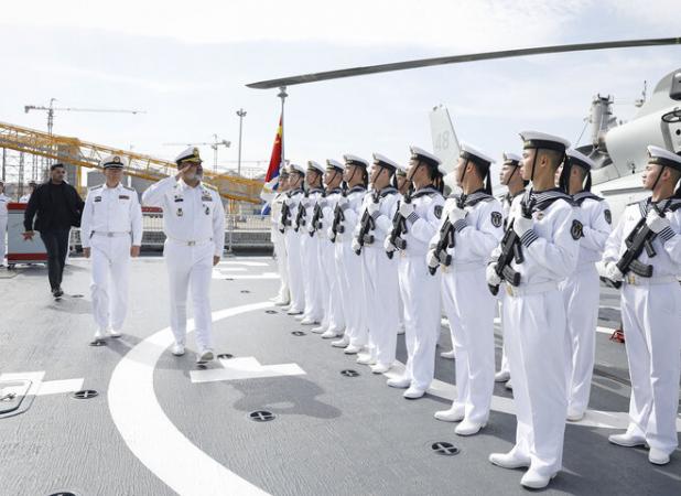 رونمایی از نشان جدیدنیروی دریایی ارتش در دومین سالروز بازگشت ناوگروه۸۶