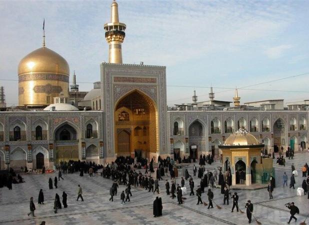 تشرف دانشجویان دانشگاه علم و صنعت به حرم مطهر رضوی