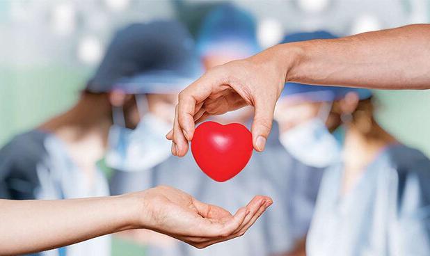 دختر ۱۷ ساله ملایری جان چند بیمار را نجات داد