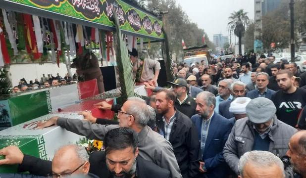 استقبال مردم آمل از پیکر ۱۰ شهید گمنام