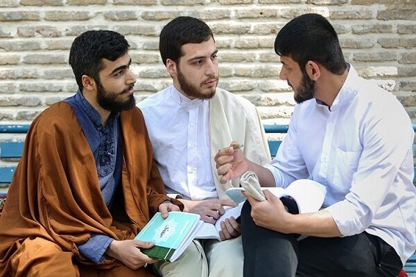 آغاز پذیرش طلبه در حوزه علمیه صادقیه تبریز