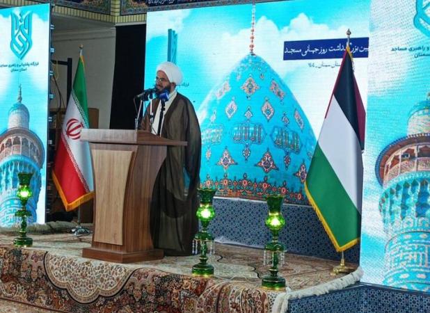 مساجد کانون ساماندهی امت مسلمان است