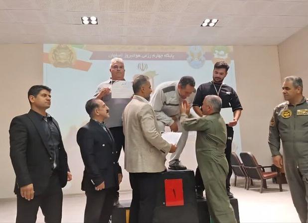 اصفهان میزبان قهرمانان بوکس نیروی زمینی ارتش شد