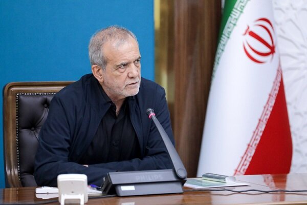 پزشکیان: با هر تصمیم و اقدامی که  ناامنی دیجیتال را گسترش دهد، مخالفم