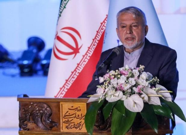 وزیر میراث فرهنگی وارد اهواز شد