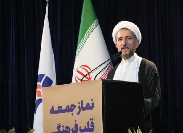 امام جمعه قزوین: علم و فرهنگ را از آلودگی جناحی پاک نگه دارید