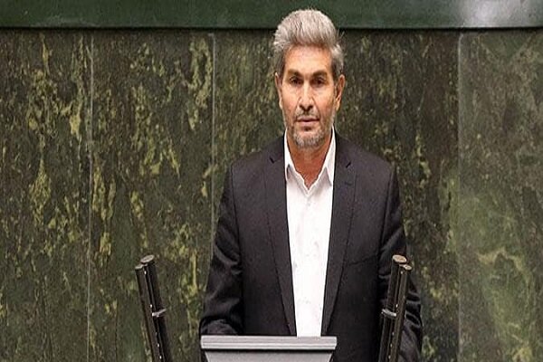 تقویت بسته‌های کمک درسی باعث ایجاد مافیای آموزشی می‌شود
