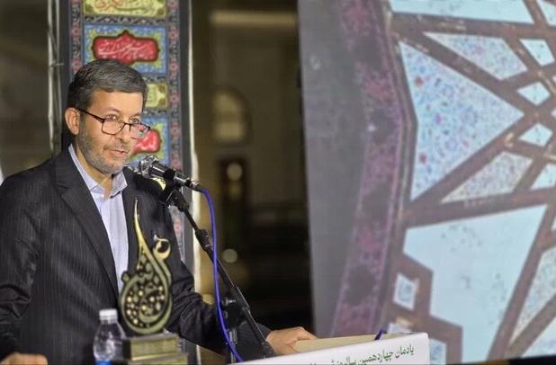 جمالی نژاد: نهج‌البلاغه باید از کتابخانه‌ها به میزهای تصمیم‌گیری بیاید