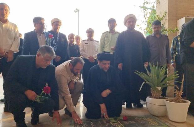 تجدید میثاق با شهدا به مناسبت ۵ مرداد در گناوه