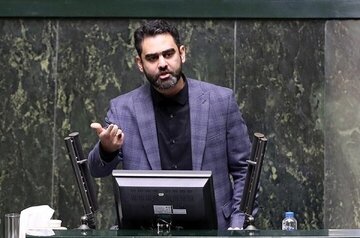 انتقاد تند ثابتی از اطلاعات سپاه و قوه قضاییه