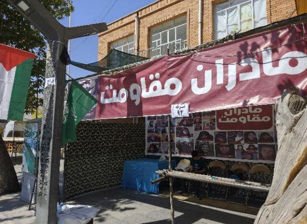 پرده خوانی غرفه مادران مقاومت در جشن امت احمد سنندج