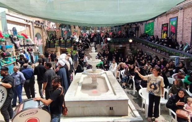سوگواری ظهر عاشورا در آستان مقدس امامزاده هاجر خاتون(س) سنندج