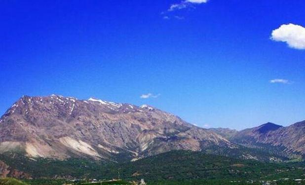 مشقت  گردشگران درشهر توریستی سی‌سخت