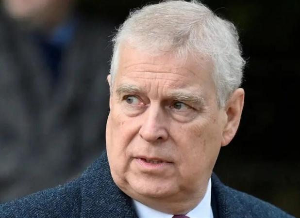 اعضای کنگره: شاهزاده انگلیس باید در مورد رابطه با اپستین توضیح دهد