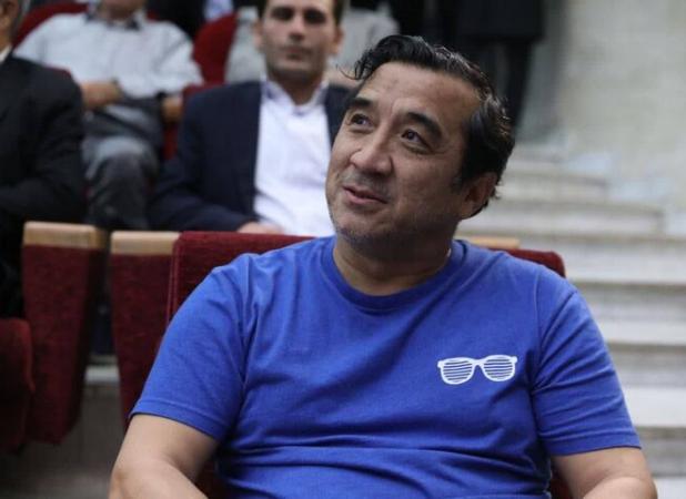 خداداد عزیزی: مشکل اساسی فوتبال مشهد نبود زمین مناسب است