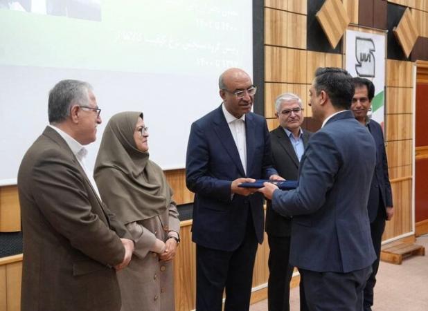 آیین تکریم و معارفه مدیرکل استاندارد کرمانشاه برگزار شد