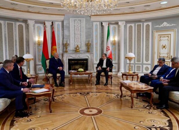 تاکید رییس جمهور بلاروس بر توسعه روابط با ایران