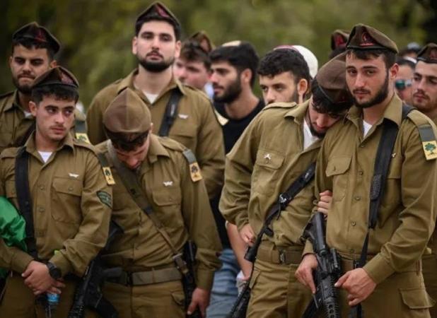 اسحاق برک: اسرائیل در غزه دست‌وپا می‌زند/ مضحکه دنیا شده‌ایم