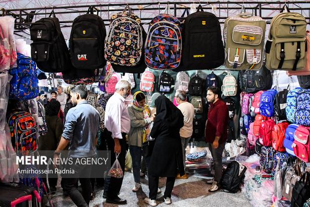 نمایشگاه فروش پاییزه در زنجان آغاز به کار کرد