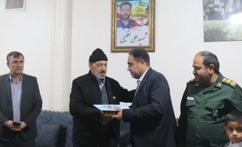 فرماندار زرند: خون شهدا بنیان‌های نظام و امنیت کشور را استحکام بخشیده است