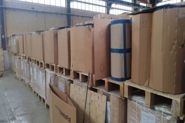 کشف ۴۴ هزار کالای قاچاق از انباری در شهریار