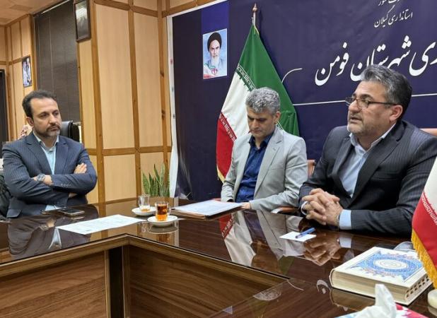 فرماندار فومن: حمایت از والیبال بانوان باید مستمر و هدفمند باشد