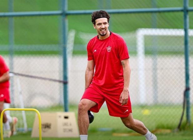 ITC هافبک مونته‌نگرویی پرسپولیس صادر شد