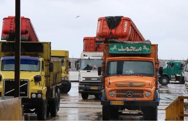 حدادی: بیش از ۵ میلیون تُن کالا در گیلان جا به جا شد