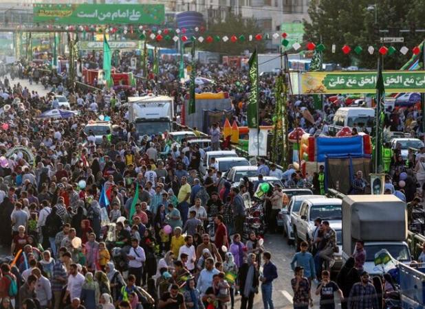حماسه حضور البرزی ها در پیاده روی ۸کیلومتری