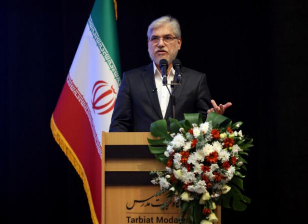 وزیر علوم: مشروعیت قانون به عقلانی بودن آن است