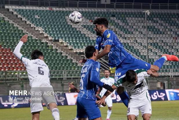 استقلال تاکنون مهاجمانی به این ضعیفی نداشته/ پای ساپینتو روی پوست موز!