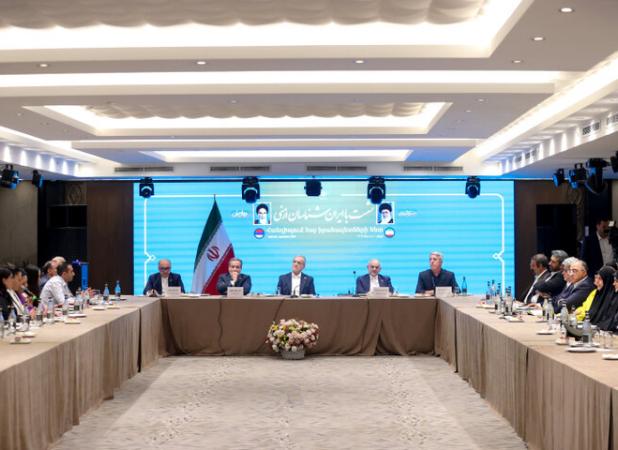 پزشکیان: ارمنی‌ها در جامعه ایران بسیار خوشنام، محبوب و عزیز هستند