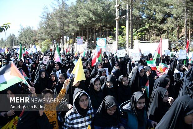 حماسه حضور مردم گرگان در راهپیمایی ۱۳ آبان؛ روز فریاد علیه استکبار