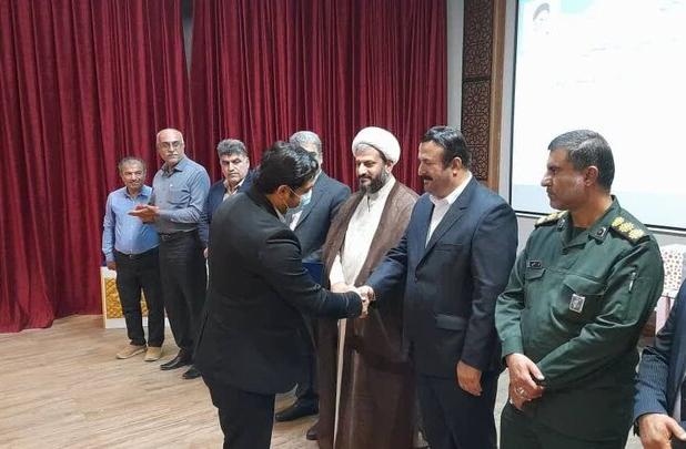 معلمان و مدیران آموزش و پرورش نقشی کلیدی در توسعه فرهنگی دارند