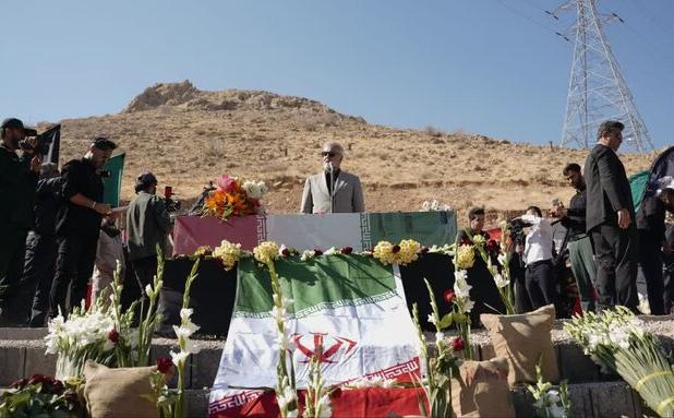 شهردار شیراز: راه شهدا امروز در خدمت‌رسانی صادقانه به مردم معنا دارد