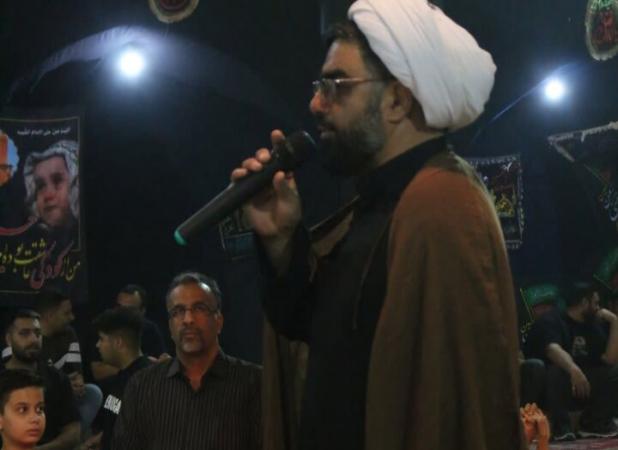 آیین سنتی جاروکشی در حسینیه ارشاد علیاء نطنز برگزار شد